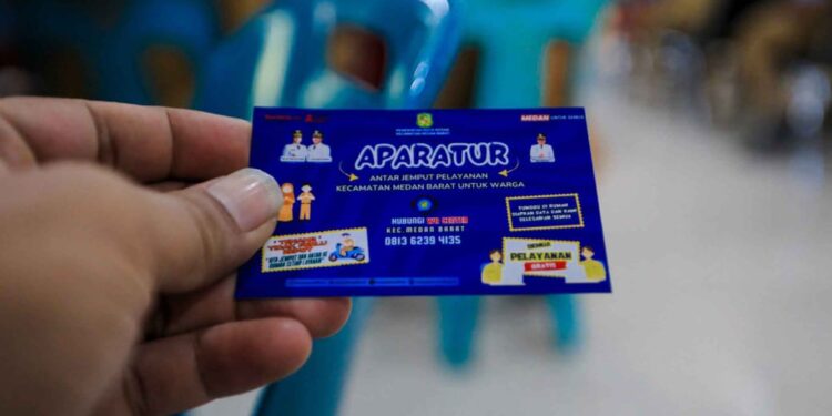 Program inovasi APARATUR (Antar Jemput Pelayanan Kecamatan Medan Barat Untuk Warga).