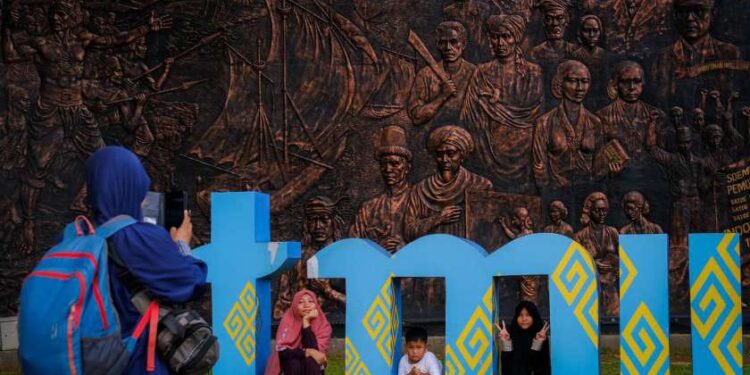 Kemenpar Promosi Desa Wisata Berkelanjutan Lewat Aktivasi Kampung Main 1 Kemenpar berkolaborasi hadirkan program aktivasi bertajuk "Kampung Main".