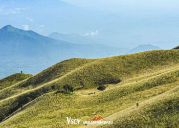 Merapi Merbabu De Trail.