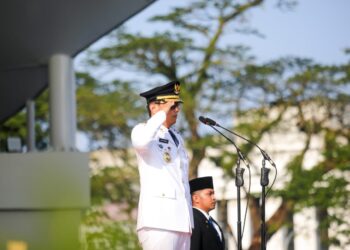 Peringatan HUT Kota Medan ini dipimpin langsung Wali Kota Medan, Rico Waas.