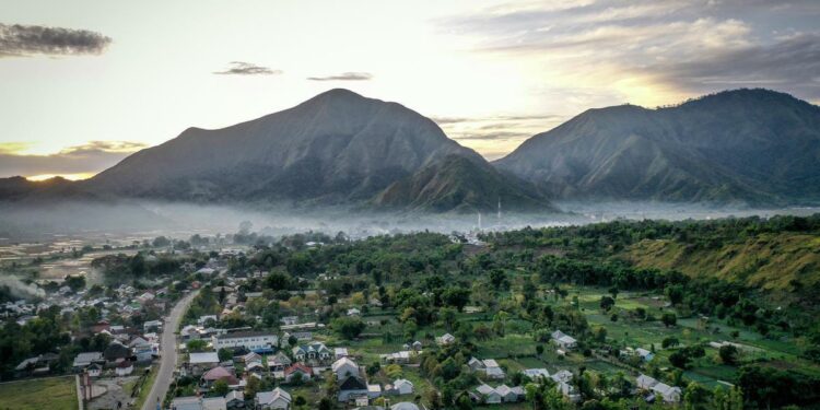 Salah satu favorit para pendaki ke Rinjani yakni jalur Sembalun.