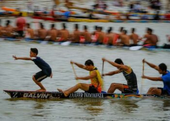 Festival Pacu Jalur 2025 di Riau.