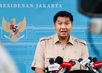 Menteri PKP, Maruarar Sirait memberikan keterangannya kepada awak media di Istana Kepresidenan Jakarta.