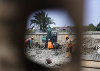 Pengerjaan proyek Floodway Sei Sikambing – Belawan yang berlokasi di Kecamatan Medan Selayang.