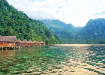 Pulau Ora.
