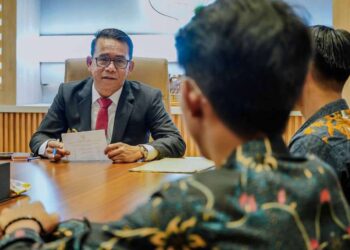 Wakil Wali Kota Medan, Zakiyuddin Harahap saat menerima audiensi pengurus organisasi Ikatan Pelajar Al Washliyah (IPA) Medan.