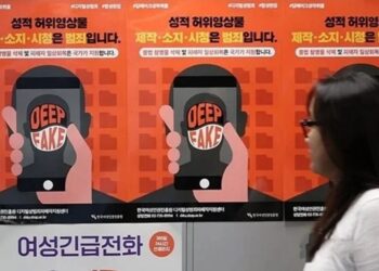 Seorang pria dijatuhi hukuman penjara percobaan setelah terbukti membuat dan menyebarkan foto bugil pakai deepfake.