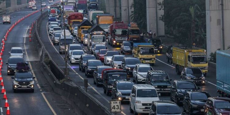 Arus mudik Lebaran.