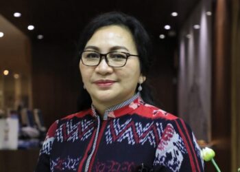 Dirjen Bimas Kristen, Jeane Marie Tulung.
