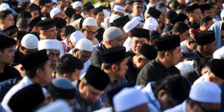 Ribuan Warga Padati Salat Idulfitri 1447 H di Lapangan Merdeka Medan 1 Salat Idulfitri 1447 Hijriah yang digelar Pemko Medan di Lapangan Merdeka Medan, Sabtu (21/3/2026).