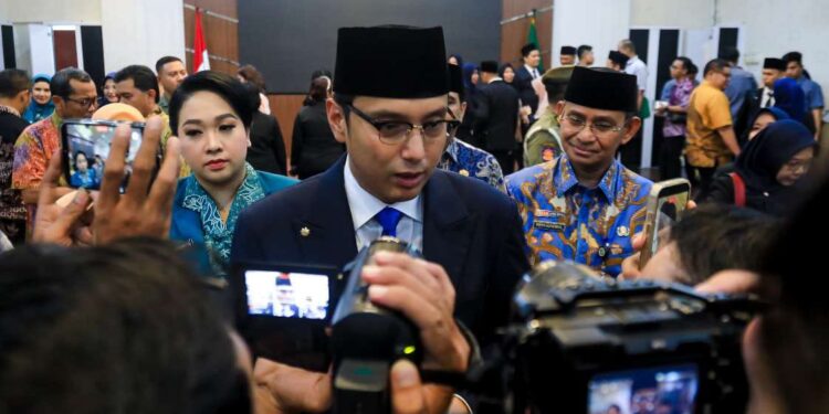 Lantik Eselon II, III dan IV, Rico Waas Beri Deadline 6 Bulan Tunjukkan Perubahan 1 Wali Kota Medan, Rico Waas.
