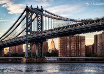 Manhattan Bridge.