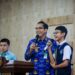 Ratusan Inovator Muda Medan Guncang Kancah Internasional, 'Safe Key Chain' Curi Perhatian 2 Siswa diajak naik ke atas panggung untuk mempresentasikan langsung cara kerja inovasi mereka di hadapan Wali Kota Medan, Rico Waas.