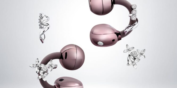 Kolaborasi The Palace Jeweler dan HUAWEI FreeClip 2 Hadirkan Koleksi Serenata 1 Koleksi Serenata, perhiasan pelengkap HUAWEI FreeClip 2.