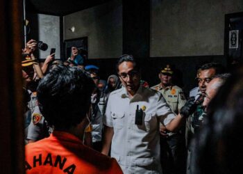 Penyegelan THM Phantom KTV, di Jalan H. Adam Malik, Rabu (3/6/2026).