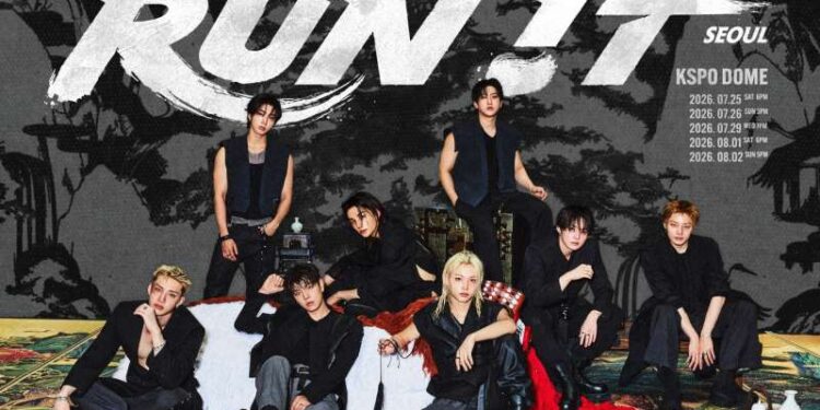 Stray Kids Umumkan Tur Dunia, Bakal Tampil di Tokyo National Stadium 1 Stray Kids siap cetak rekor baru dalam tur dunia mereka yang bertajuk 'RUN IT'.