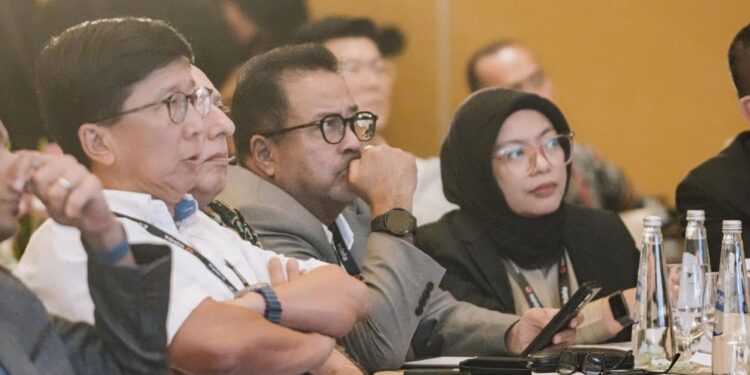 Hadiri APOS 2026 di Bali, Wagub DKI Jakarta Siapkan SDM untuk Industri AI 1 Rano Karno bersama delegasi Pemprov DKI Jakarta menghadiri undangan APOS 2026 di Nusa Dua, Bali.