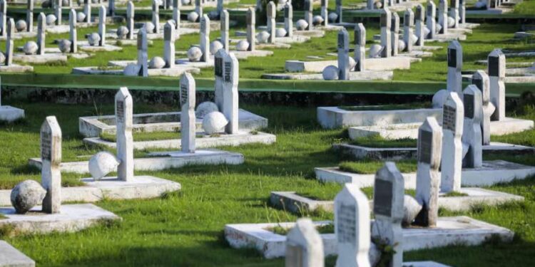Pemko Medan menggelar kegiatan ziarah Makam di Taman Makam Pahlawan, Selasa (30/6/2026).