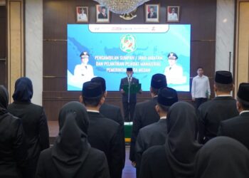 Pelantikan 22 pejabat manajerial di lingkungan Pemko Medan.