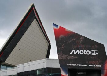 Sirkuit Silverstone.