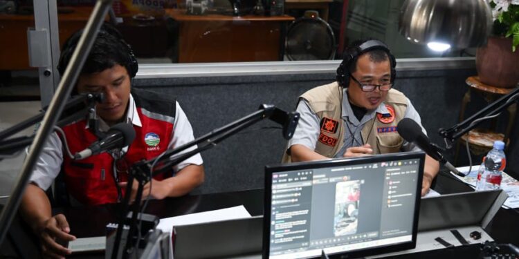 Masyarakat Sumut Diajak Kenali Risiko dan Siaga Hadapi Bencana 1 Talk show di Radio Kardopa dengan topik Sumut Siaga Bencana, Kenali Risikonya, Siap Mitigasinya.