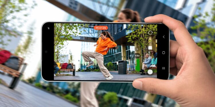 Masuk Indonesia, Samsung Galaxy S26 FE Bawa 47 Fitur Galaxy AI 1 Samsung Galaxy S26 FE.