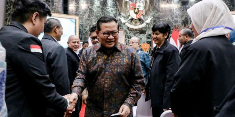 Adopsi LPDP, Pemprov DKI Siapkan Beasiswa Luar Negeri Bagi 75 Mahasiswa di 2027 1 Pramono Anung pada Kongres I AFEBSI di Balai Agung, Balai Kota DKI Jakarta.